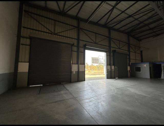 2,294M² WAREHOUSE TO LET IN COSMO BUSINESS PARK